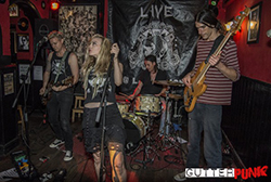Ghirardi Music, News and Gigs: Healthy Junkies - 5.8.14 The Lady Luck, Canterbury